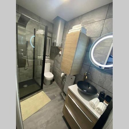 Апартаменты Studio En Hyper Centre De Доль Экстерьер фото